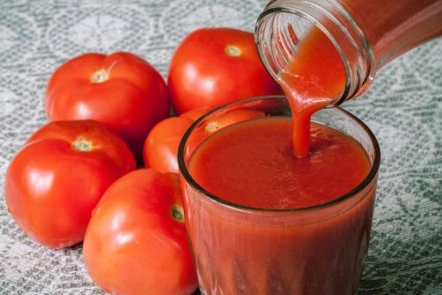 Томат суты эчәклек өчен файдалы