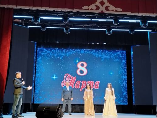 Чирмешәннең гүзәл затлары өчен Казан артистлары да җырлады