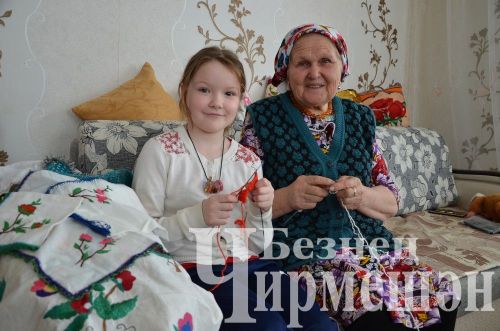 Кармыштан Илсөя Гыймадиева кияүгә чыкканда бирнәне үзе әзерләгән