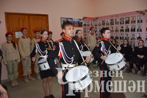 Түбән Чегодайда Рәнис Дәүләтшин хөрмәтенә истәлек тактасы ачтылар