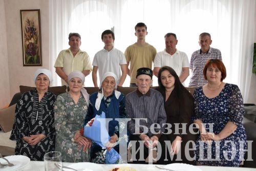 Бәркәтәдән Сәлимҗан Хаммәтгалимов гомере буе электрчы булып эшләгән