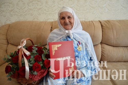 Мәкия балаларын һәр иртә таба ашы белән сөендергән