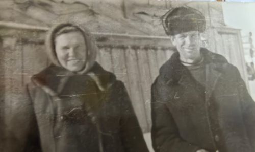 Чирмешәннән 90 яшьлек Роза әби кунакларын үзе салган курник белән сыйлады