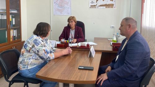 Чирмешәнгә министр килеп китте