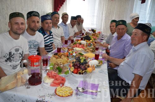Түбән Кәминкәдән Чутыр Фатыймаларда атна саен бер сарык чалганнар