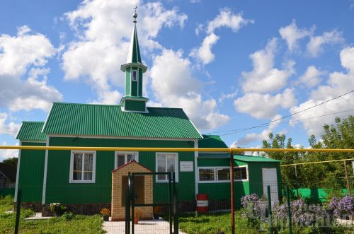 27 йортлы Кызыл Яр мәчете ишегенә йозак элмиләр