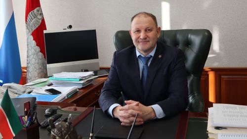 Бүген Чирмешән районы башлыгы Рамил Айбатовның туган көне