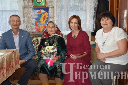 66 ел бергә: Бәркәтәдән ирле-хатынлы Мортазиннар – классташлар да, күршеләр дә