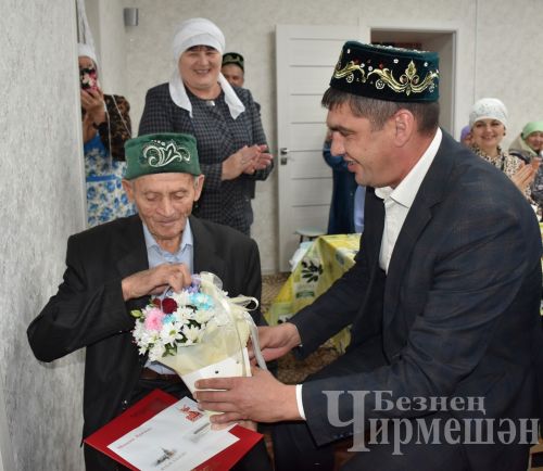 Түбән Чегодайның алдынгы кобайнчысы Гариф Ибраһимовка – 95 яшь