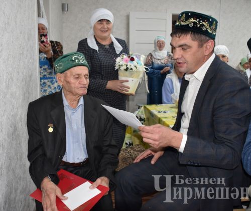 Түбән Чегодайның алдынгы кобайнчысы Гариф Ибраһимовка – 95 яшь
