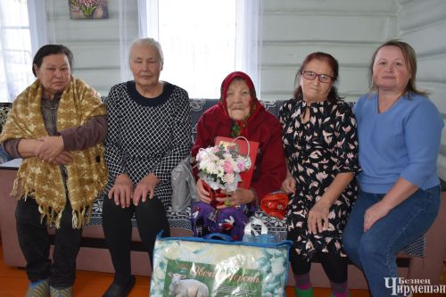 Чирмешән районында бер көнне ике юбилярны 95 яшьлекләре белән котладылар