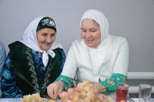 Лашманнан 90 яшьлек Оркыя әби һинд кинолары яраткан