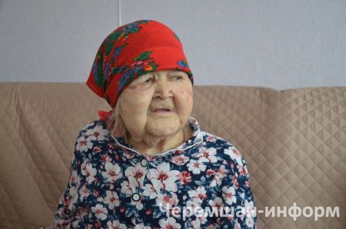 В Ульяновке поздравили труженицу тыла Зинаиду Никитину
