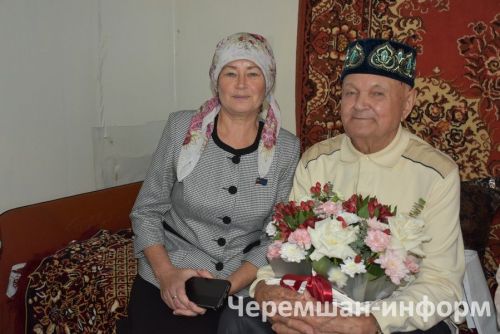 Бәркәтәдән Исмәгыйль бабай әтисенең соңгы хатын әле дә кадерләп саклый
