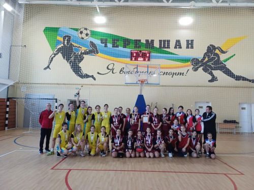 Лашман мәктәбе егетләре һәм Иске Элмәле кызлары – районның иң көчле баскетболчылары