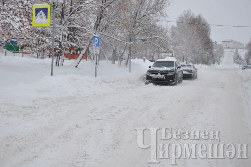 Чирмешәндә юлга кар чыгаручыларны “аулый” башлыйлар