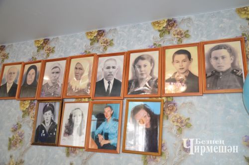 Әккәрәй авылыннан Елена Калмыкованың юбилеена ярты авыл җыелды