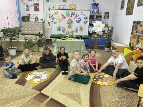 Черемшанские библиотекари пригласили семьи участников СВО на Навруз