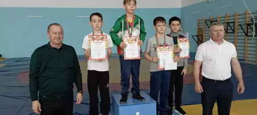 “Чирмешән” спорт мәктәбе көрәшчеләренең яңа җиңүләре