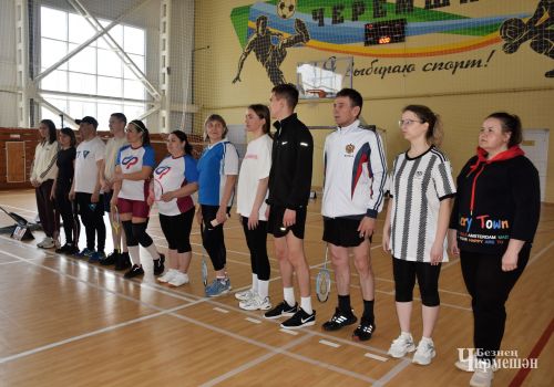 Чирмешәндә бадминтон буенча иң көчле команданы ачыкладылар