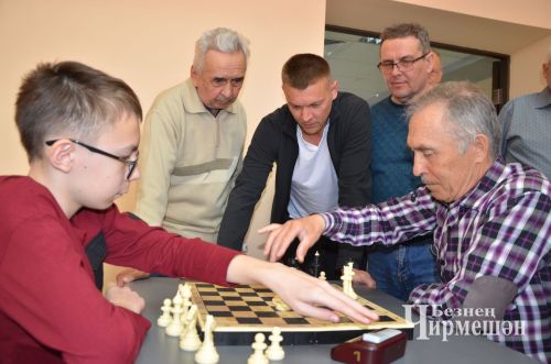 Чирмешәндәге шахмат турнирына нурлатлылар бүләк белән килде