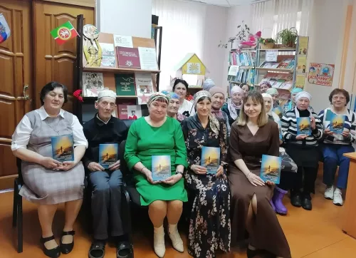 Иске Кадида Фәһимә Әмирханованың бәетләр китабы тәкъдим ителде