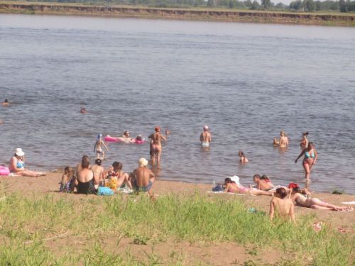 Чирмешәндә бассейнда гына коенырга ярый