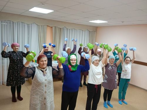 Кара Чишмә китапханәсенә гимнастика ясарга җыелалар