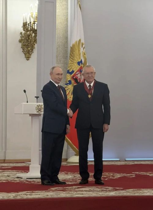 Уважаемый Олег Викторович!