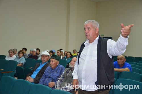 В первый класс Верхнекаменской школы пойдут только мальчики