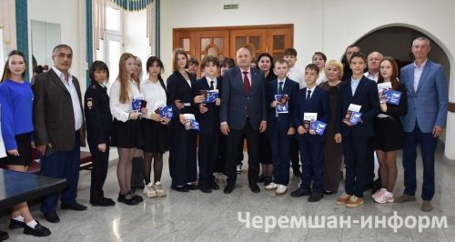 Чирмешәндә тәртипле, булдыклы балалар тәрбияләү хакында сөйләштеләр