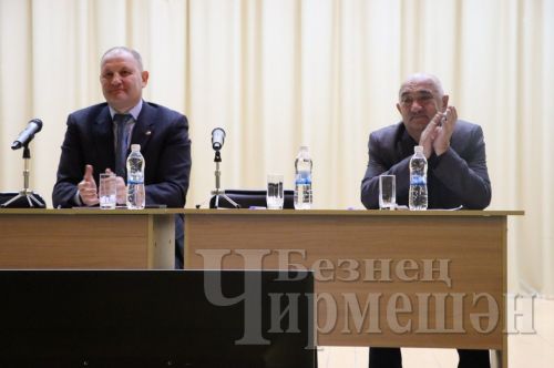 “Әккәрәй” җәмгыяте Утыз Имән җирлегендәге пайчыларына күбрәк акча түләячәк (ФОТОРЕПОРТАЖ)