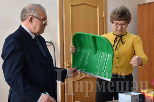 "Безнең Чирмешән" газетасы үз абунәчеләре арасында бүләкләр уйнатты (ФОТОРЕПОРТАЖ)