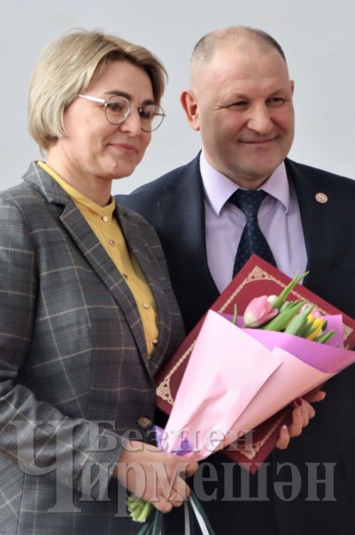Чирмешәндә авыл хуҗалыгы уңганнарын хөрмәтләделәр (ФОТОРЕПОРТАЖ)