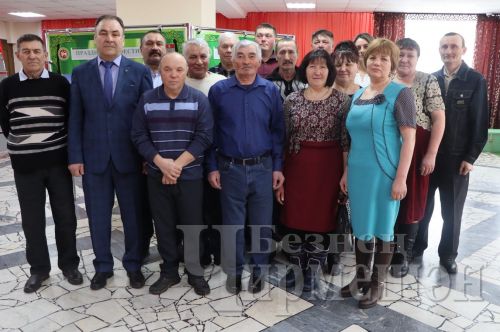 Чирмешәндә авыл хуҗалыгы уңганнарын хөрмәтләделәр (ФОТОРЕПОРТАЖ)