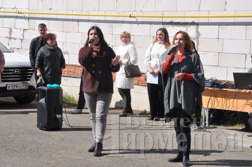 Чирмешәндәге ярминкәдә өч мәктәп сату итте (ФОТОРЕПОРТАЖ)