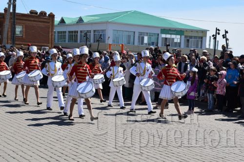 Чирмешәнлеләр Бөек Җиңү бәйрәмен билгеләп үтте (ФОТОРЕПОРТАЖ)