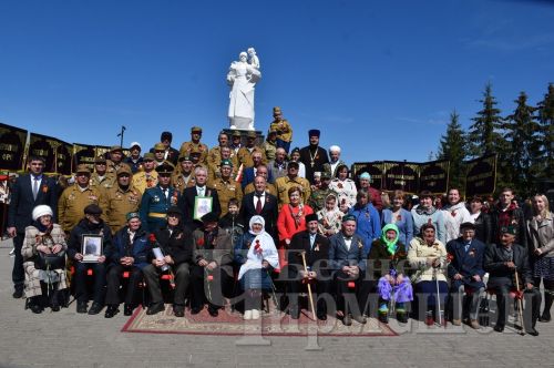 Чирмешәнлеләр Бөек Җиңү бәйрәмен билгеләп үтте (ФОТОРЕПОРТАЖ)