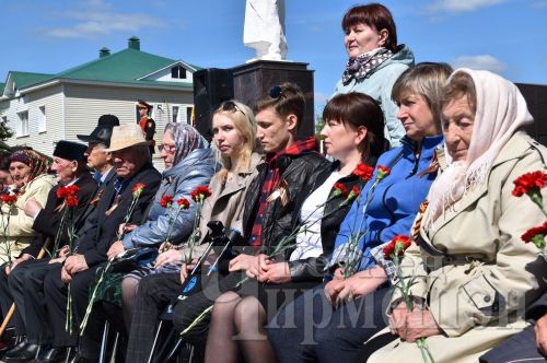 Чирмешәнлеләр Бөек Җиңү бәйрәмен билгеләп үтте (ФОТОРЕПОРТАЖ)