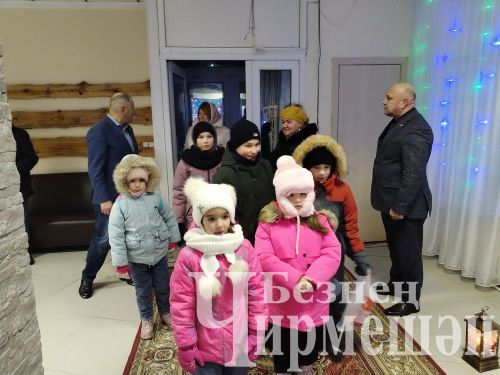 Чирмешәндә үзәк чыршының утлары кабынды (ФОТОРЕПОРТАЖ)