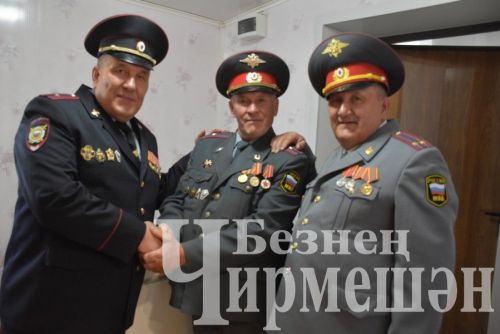 За вами как за каменной стеной! (ФОТОРЕПОРТАЖ)
