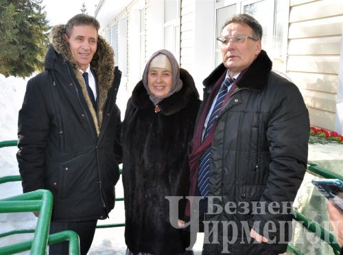 В Нижней Каменке почтили память Зуфара Салиева (ФОТОРЕПОРТАЖ)