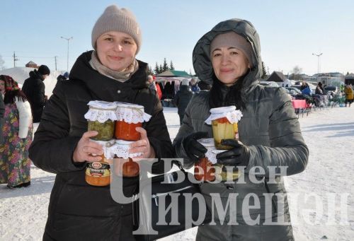 Черемшанский лицей в день выборов организовал благотворительную ярмарку (ФОТОРЕПОРТАЖ)