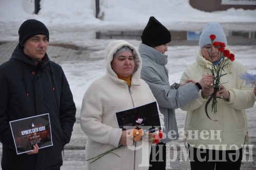 Возложение цветов в день траура по погибшим в "Крокус Сити Холл" (ФОТОРЕПОРТАЖ)