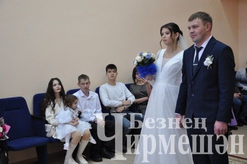 Бүген Чирмешәндә 2025 елның беренче никахын рәсмиләштерделәр (ФОТОРЕПОРТАЖ)