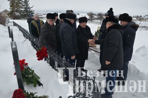 В Черемшане почтили память бывшего руководителя района - Минсагита Шакирова (ФОТОРЕПОРТАЖ)