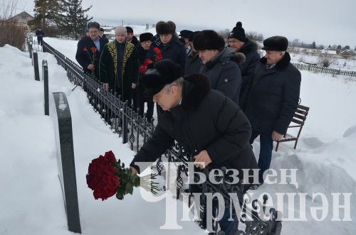В Черемшане почтили память бывшего руководителя района - Минсагита Шакирова (ФОТОРЕПОРТАЖ)
