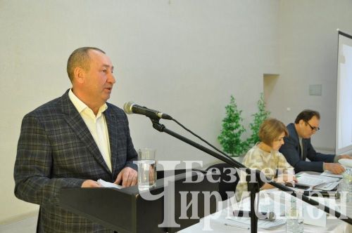 Яңа Элмәле җирлегендәге халык җыеннарында дистәләгән авылдашларны бүләкләделәр (ФОТОРЕПОРТАЖ)