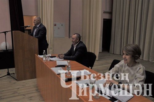 Яңа Элмәле җирлегендәге халык җыеннарында дистәләгән авылдашларны бүләкләделәр (ФОТОРЕПОРТАЖ)