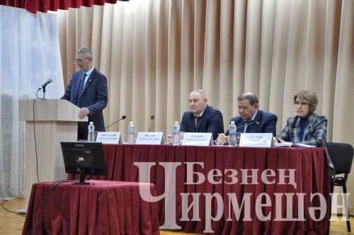 Бәркәтә һәм Түбән Кармалка авылларындагы җыеннарда сорау - гозерләр күп булды (ФОТОРЕПОРТАЖ)